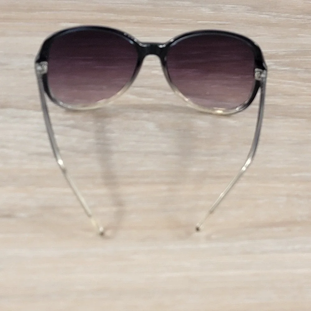 Calvin Klein Womens Butterfly Sunglasses Navy Blue Ombre Purple Gradient Lenses - Picture 4 of 6